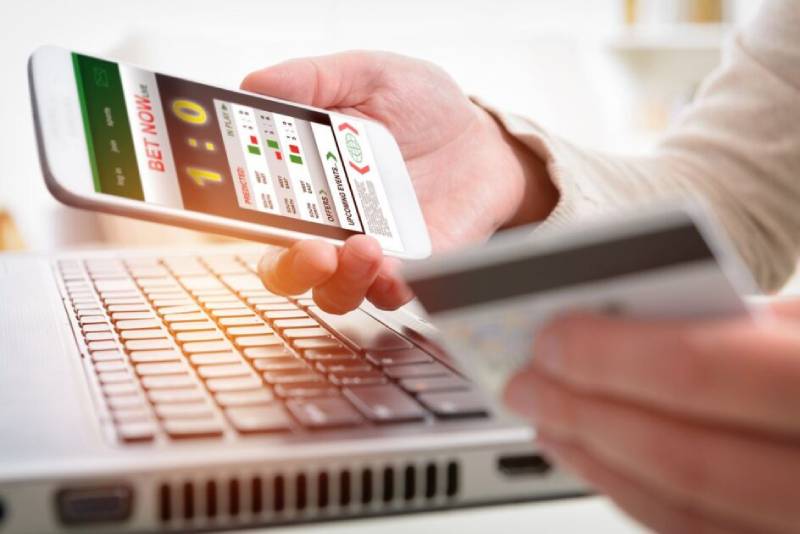 Rủi ro và cách quản lý vốn khi chơi kèo đội ghi bàn cuối cùng